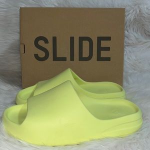 YEEZY SLIDE 🍃